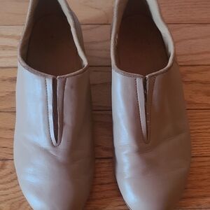 Bloch tan tap shoes Women's Sz 6